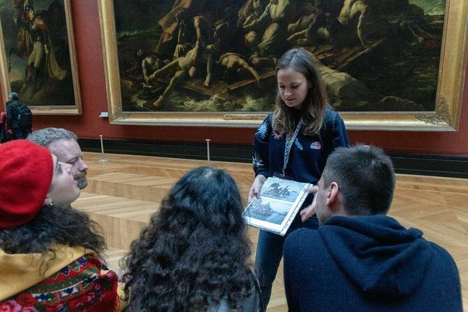 From Louvre to Street Art - original museum guided tour (skip the line!) - Where to Meet: Cour Napoléon and the Pyramid Area