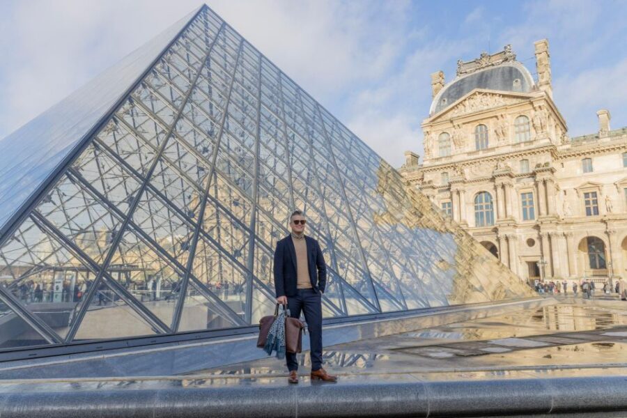 Louvre area photo shoot by Paris photographer - How the 25 minutes are likely to feel (and how to make them better)