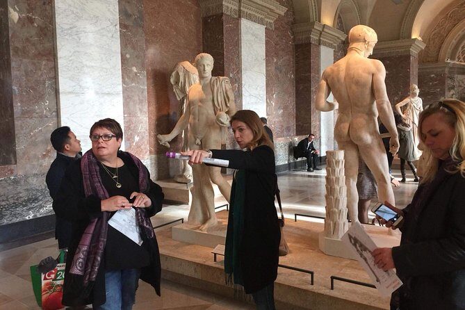 Louvre & Musée d'Orsay Exclusive Museum Tour With Entry - A lunch break plus a Seine stroll to reset your eyes