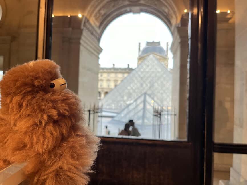 Louvre Museum Entry Ticket and Private Guided Tour - The Winged Victory Moment and Why Sculpture Hits Hard in Person