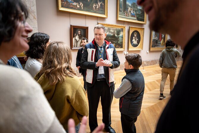Louvre Museum : Kids-Friendly Private Tour with Entry Tickets - Why This Louvre Tour Works With Kids (Even When the Museum Doesn’t)