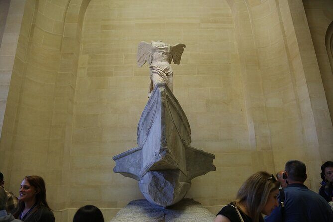 Louvre Museum Masterpieces Guided Tour with Access - Your actual walk: time, crowds, and bag rules that affect comfort