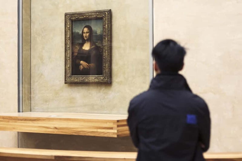 Louvre Museum: Mona Lisa Without the Crowds Last Entry Tour - Late-entry timing: why Mona Lisa is easier at closing time