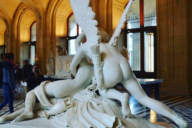 Louvre Museum Private 2-h Tour on Italian Art and masterpieces - The 2-Hour Plan: What You’ll Do Inside the Museum