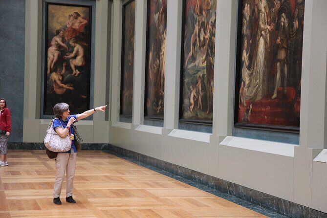 Louvre Museum Private Guided Tour with Access - Meeting at the Arc du Carrousel: a simple start with smart orientation