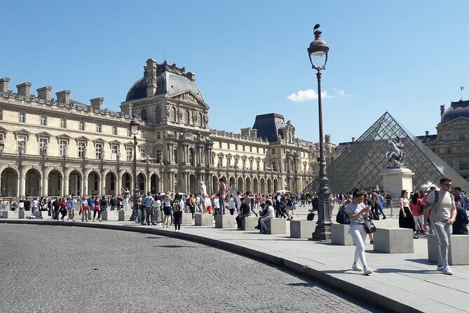 Louvre Museum Timed Entry Ticket with Audio Guide in 4 languages - Navigation Inside the Louvre: The Map Helps, But Your Plan Matters