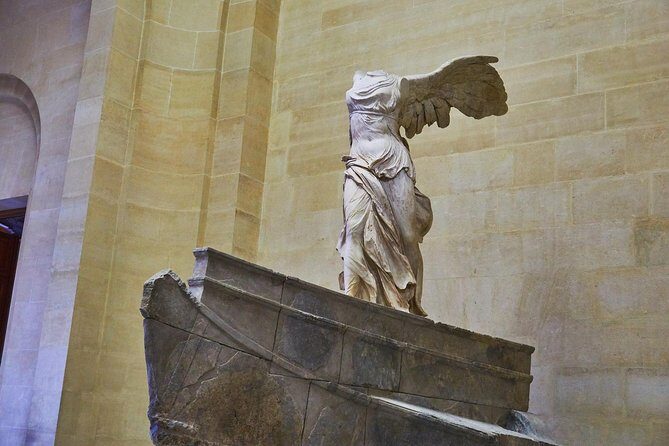Louvre Private Tour With Hotel Pickup - Mona Lisa to Slaves: How the Guide Keeps the Experience Focused