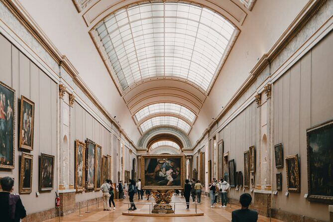 Louvre Treasures Private Experience – Languages Available - How the guide tailors the route to your interests