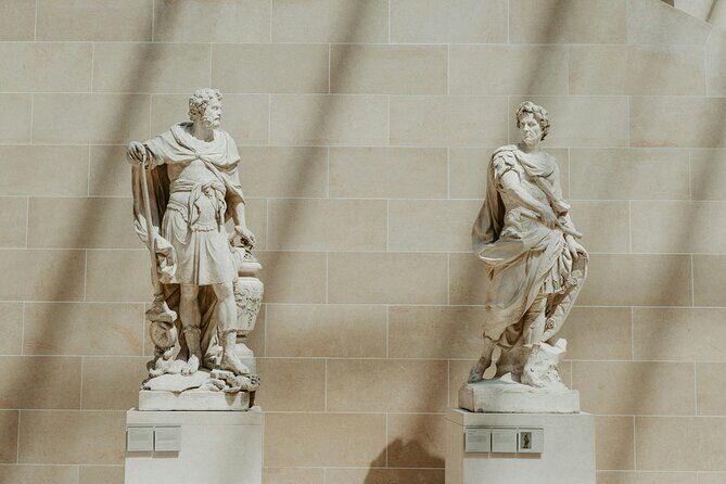 Louvre Treasures Private Experience – Languages Available - Walking comfort is not optional