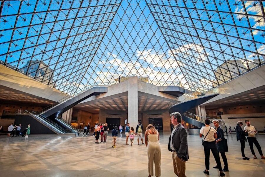 Magnificent tour of the Louvre + Mona Lisa pass - Skip-the-line entry at the Louvre: what you’re actually paying for