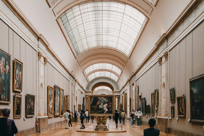 Mona Lisa and Treasures: Louvre Museum Experience 6-people Max - Price and value: $176.62 with admission included