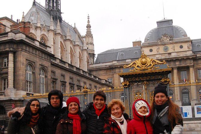 Notre Dame, St Chapel, ile de la cité, Louvre - semi private -4h - A tight 4-hour sweep of Paris’ sacred and artistic core