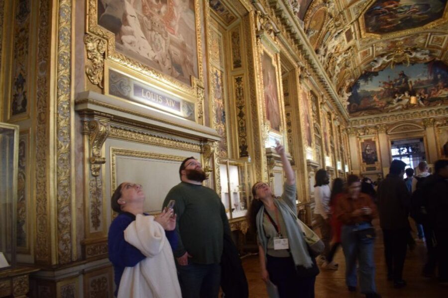 Paris: Best of the Louvre Guided Tour with Pre-booked Ticket - Key Highlights Worth Your Time