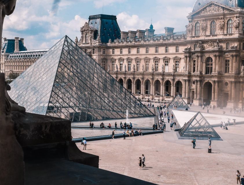 Paris: Guided Louvre Museum Tour with Optional Entry Ticket - Napoleon’s wars and French crown jewels: the “power” rooms