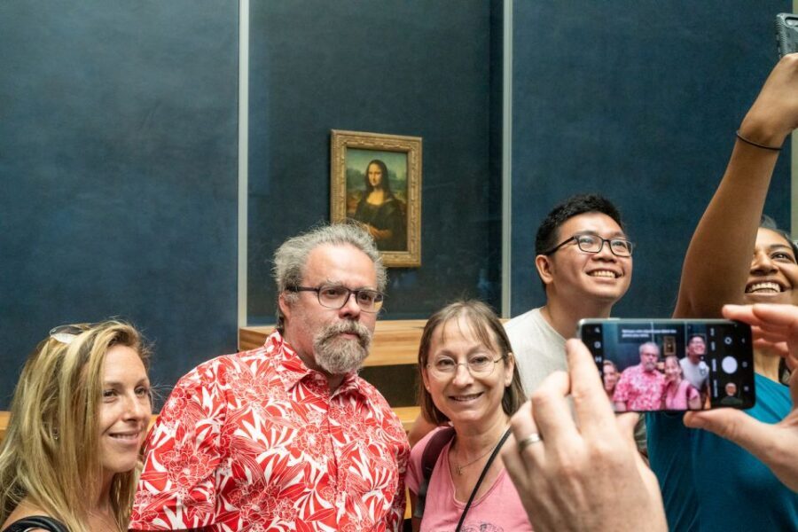 Paris: Guided Tour of the Must-Sees of the Louvre Museum - What this tour includes (and what you’ll handle yourself)