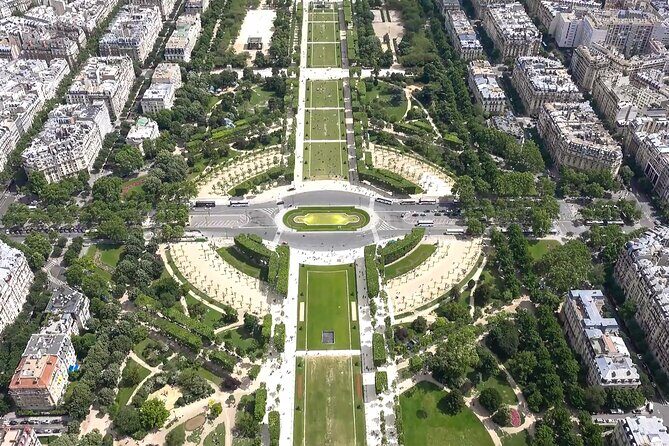 Paris Half Day Tour & Cruise, Private Guide & Louvre Entrance - Start Time, End Location, and Why the Route Matters