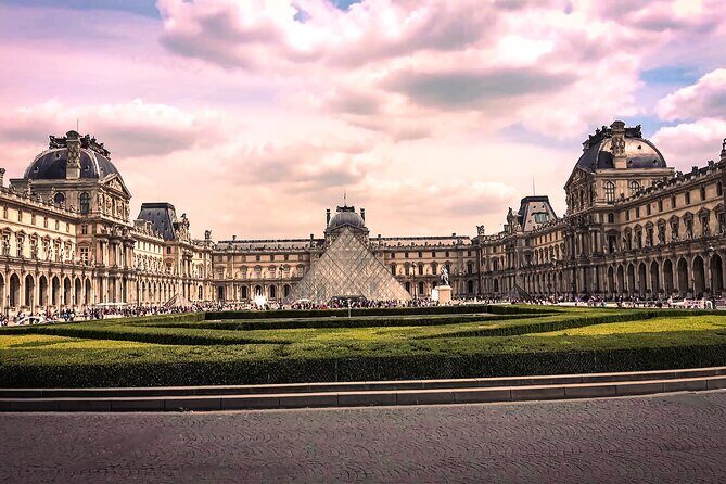 Paris Half Day Tour & Cruise, Private Guide & Louvre Entrance - “Selfie Tour” Stops: How the Big Landmarks Fit Together