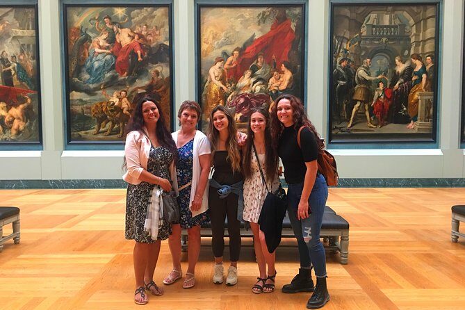 Paris Kids and Families Private Louvre Tour - Must-see masterpieces you’ll aim for (and what to expect)