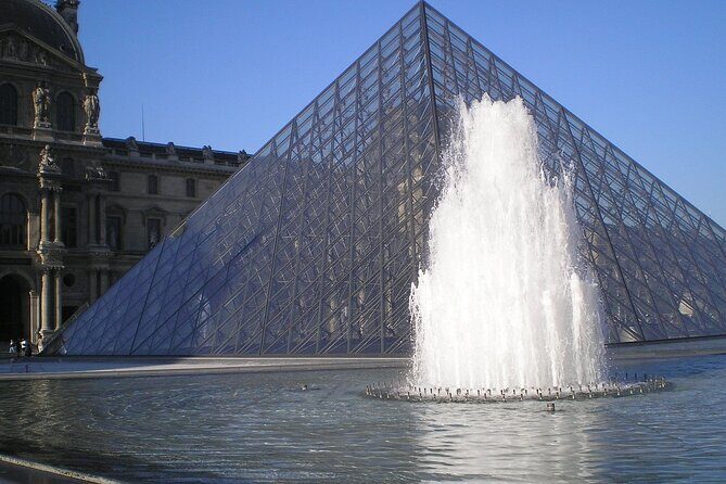 Paris Louvre Guided Tour To Mona Lisa - Napoleon’s Coronation and Liberty: Two Big Paintings in One Breath