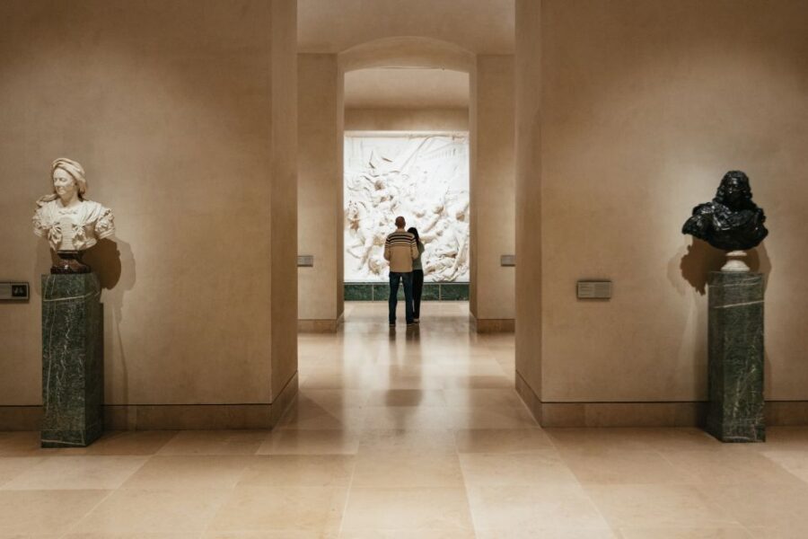 Paris: Louvre Museum Entry Ticket With Host and River Cruise - Price and Value: Is $100 Good for This Combo?