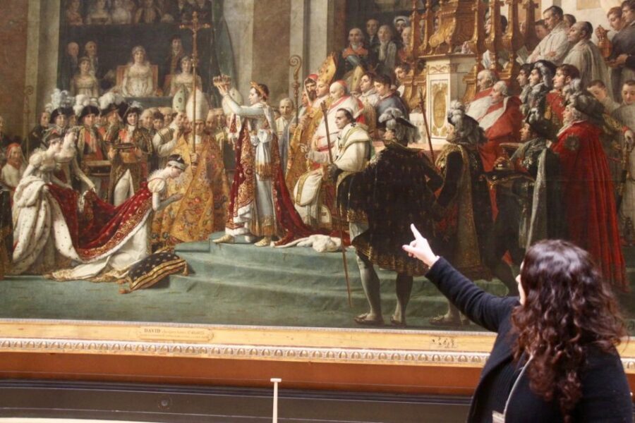 Paris: Louvre Museum Highlights and Mona Lisa Tour - Mona Lisa: The Destination, the Crowds, and the Guide’s Payoff