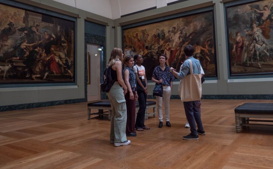 Paris: Louvre Museum Highlights and Mona Lisa Tour - Who This Tour Fits Best (and Who Should Skip It)