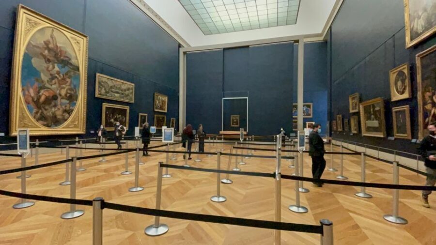 Paris: Louvre Museum Mona Lisa First Viewing Semi-Private - The Highlights Loop: Venus de Milo and Winged Victory