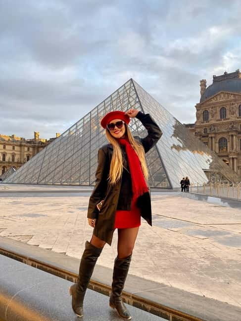 Paris: Louvre Museum Skip-the-Line Tickets for Monalisa - The Mona Lisa Stop: Stories, Mystery, and Photo Reality
