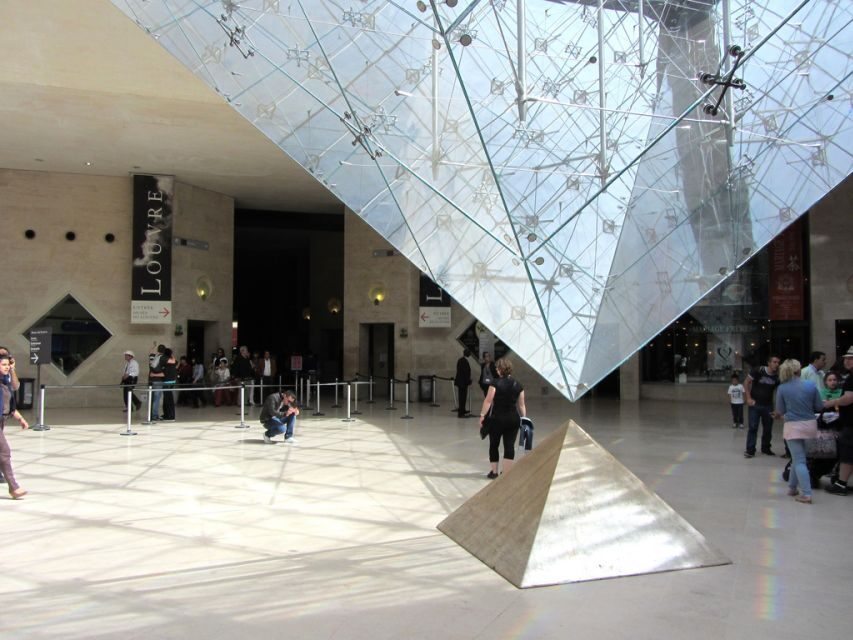 Paris: Louvre Museum Skip-The-Line Tour - Entering the Renaissance and Neoclassical Story of the Louvre