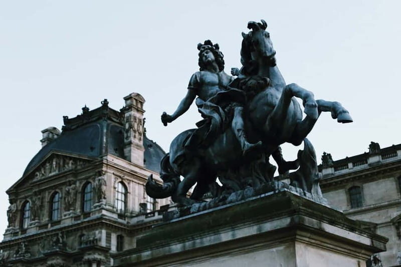 Paris: Louvre Must-See Tour with Reserved Entry Ticket - Who This Tour Fits Best (and Who Might Skip It)