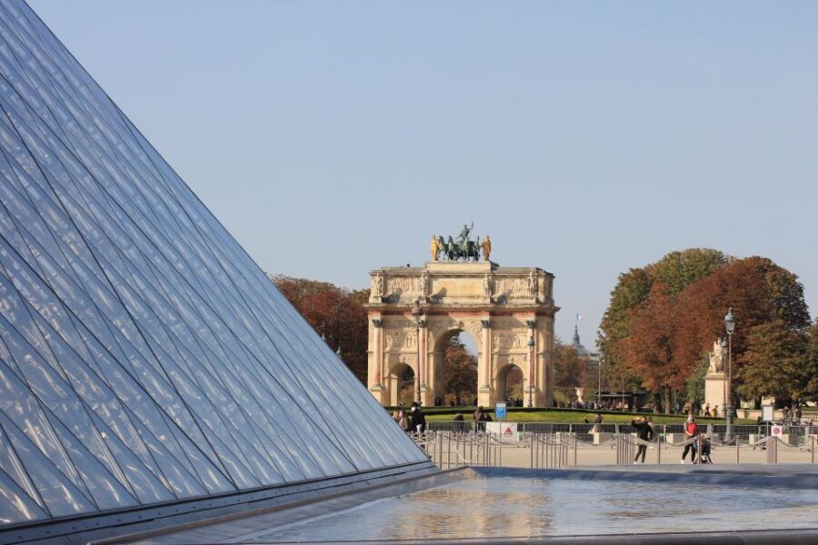 Paris: Louvre Reserved Ticket and River Cruise Combo - Quick hits before you book