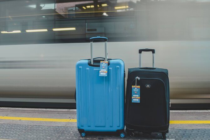 Paris: Luggage Storage close to Louvre Museum - Security and peace of mind in a protected facility