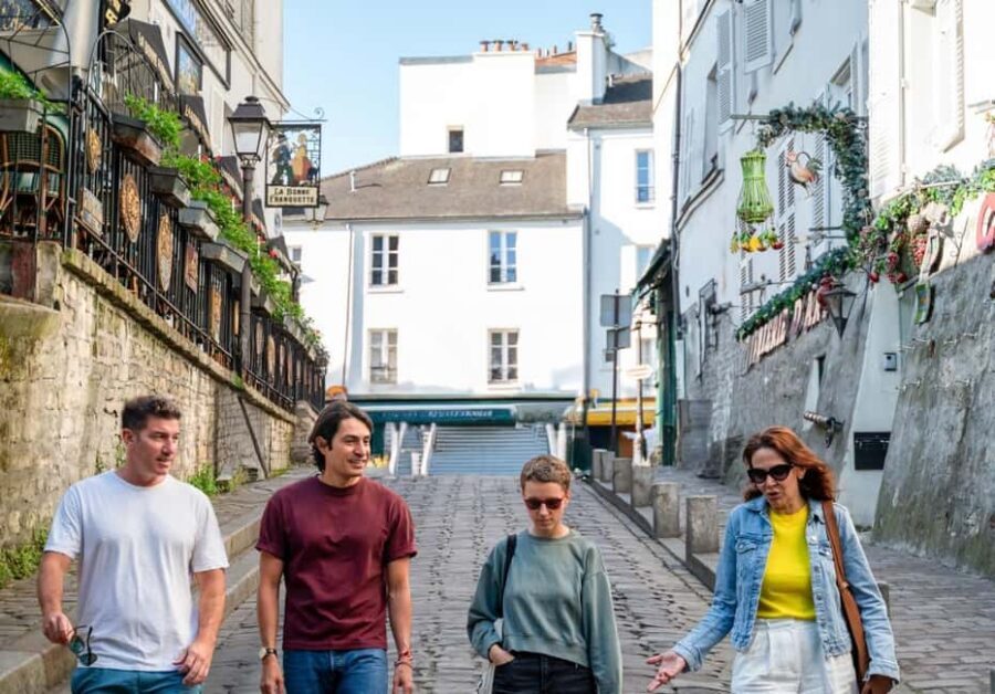 Paris: Montmartre, Notre-Dame, & Louvre Tour with Cruise - Eiffel Tower exterior: what you get, and what you don’t