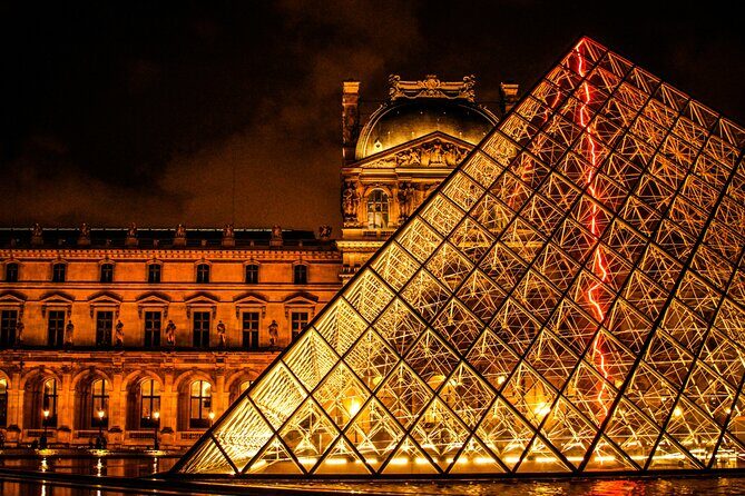 Paris: Night at the Louvre 6-people Max Guided Experience - Key things to know before you go