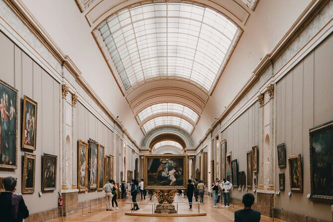 Paris: Night at the Louvre 6-people Max Guided Experience - After the tour: make the most of ending inside