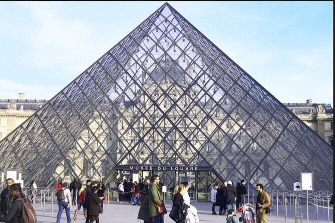 Paris Private Louvre Museum, Must See, 1H30 Tour. - Tickets and entry reality: the €22 Louvre admission you buy separately