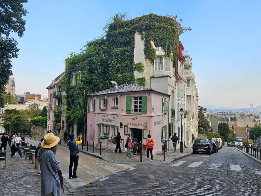 Paris Semi Private Walking Tour: Louvre, Eiffel Tower & Boat - Price and value: why $209 can work, and when it won’t