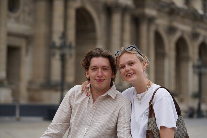 Paris: Your Own Private Photoshoot at Louvre Museum - When It Goes Right (and How to Protect Yourself)