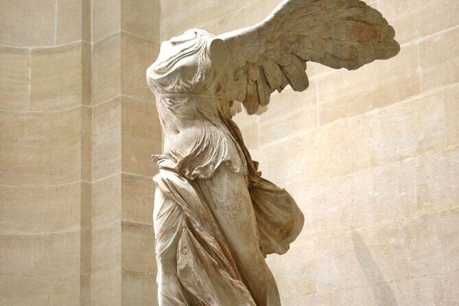 Private Louvre Museum Tour for Kids & Families with Alberto or his team in Paris - Getting started at the Arc de Triomphe du Carrousel (and why pre-entry matters)