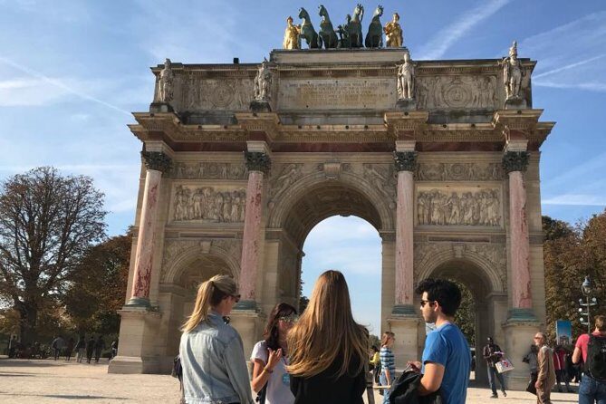 Private Louvre Teens Tour - Timing, Entry, and the Smooth Start at 8 Pl. du Carrousel
