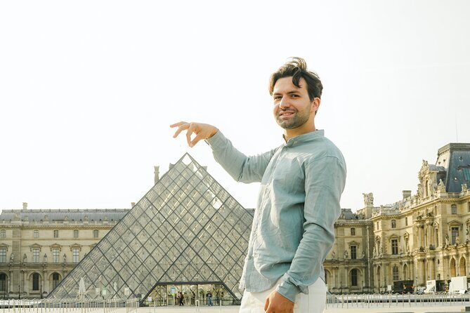 Private Photo Shoot at the Louvre - Meeting at Le Nemours2 à 7 Galerie de Nemours: the practical start
