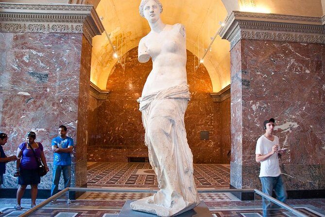 Private tour Louvre By night - Finding your guide: the Arc de Triomphe du Carrousel meet-up