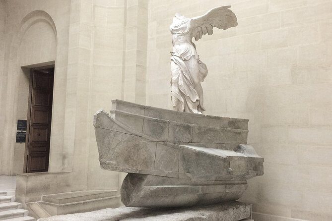The Essential Louvre Masterpieces Tour - Limited to Six Guests - Venus de Milo to Winged Victory: learning the Greek-to-Roman sculpture shift